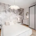 Brand New! Private Jacuzzi - Terrace - Parking Daire Varşova